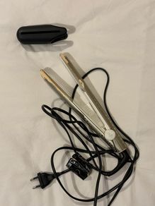 GHD Hair straightener