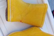 wellies yellow size 7
