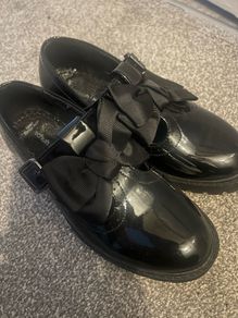 Schuh school shoes
