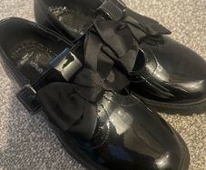 Schuh school shoes
