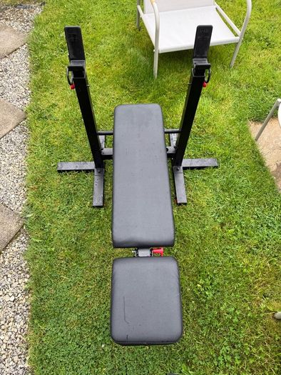 Weight bench