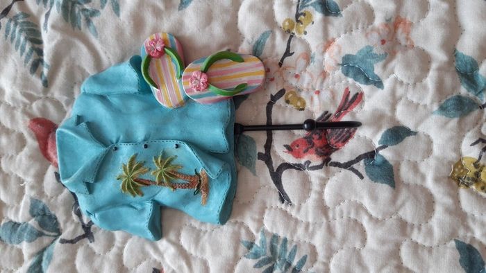 Quirky hooks / hangers
