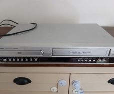 pye dvd/vcr combo