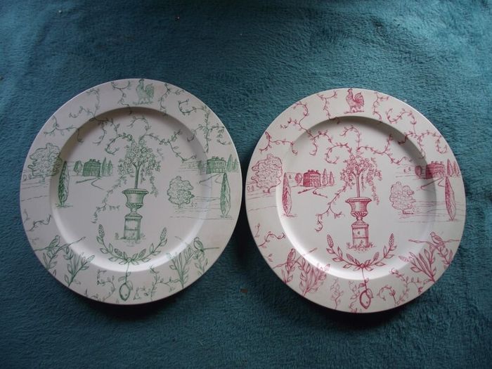 2 X Wedgwood Hand Painted Wooden Chargers - 13" Dia. - Factory Prototypes