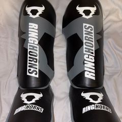 Ring horns MMA shin pads