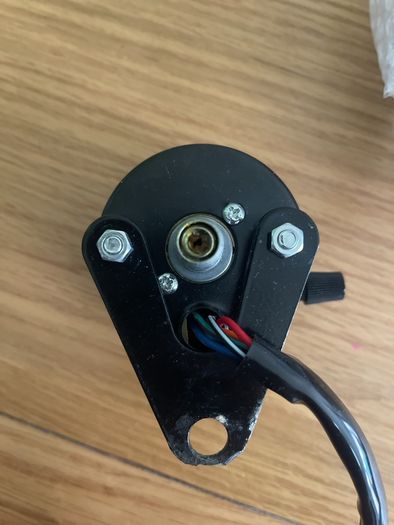 speedo clock brand new has mounting bracket and never fitted