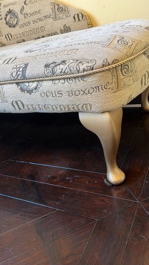 Chaise Lounge