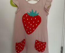Gorgeous strawberry tunic for a girl, 110cm (4-5 years)