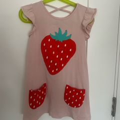Gorgeous strawberry tunic for a girl, 110cm (4-5 years)