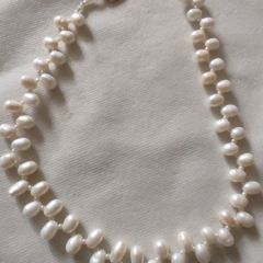 T bar pearl necklace