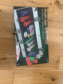 poker chip set