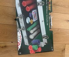 poker chip set