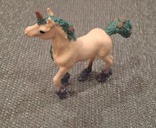 Schleich Unicorn and Flowers Foa