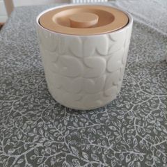 Kitchen pot