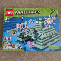 Lego Minecraft 21136 The Ocean Monument