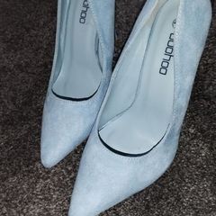 Baby blue heels UK6