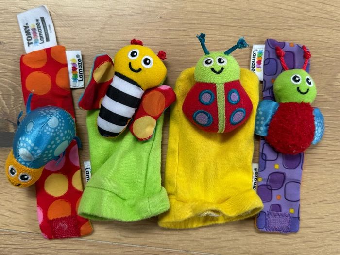 Tony Lamaze Gardenbug Wrist Rattle Foot Finder Set