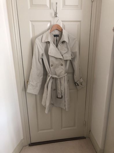 Episode Trench coat