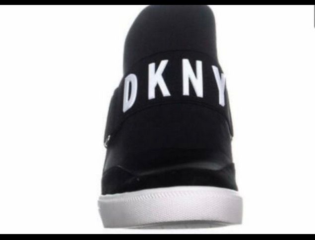 Woman Train Dkny.  Bran New.