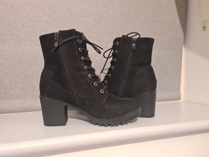 Winter woman shoes