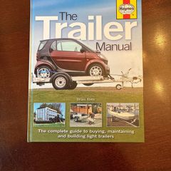 The Trailer Manual by Brian Bate