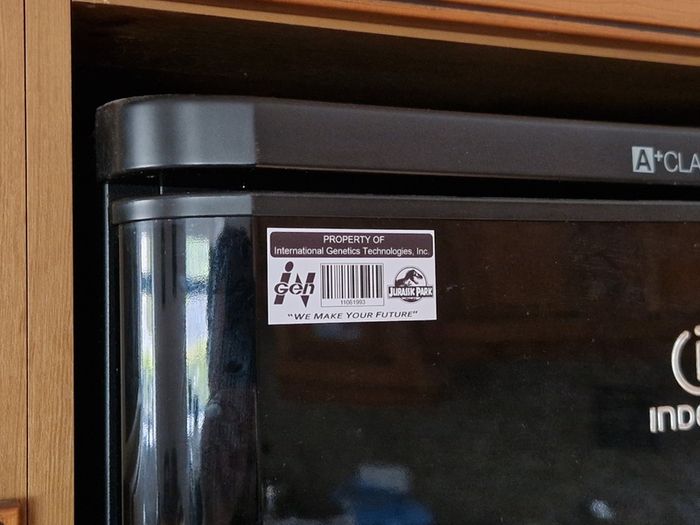 Jurassic Park Property of Ingen Magnet 75x40mm