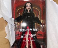 Monster high Morticia Addams doll new