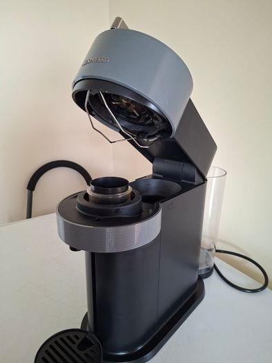 Nespresso Vertuo Next Coffee Machine - Grey - Pristine Condition