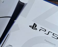 PS5 Slim Disc Console