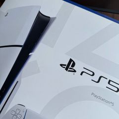 PS5 Slim Disc Console