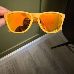 Oakley Frogskins - Pikes Gold