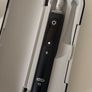 Oral B IO9 electric toothbrush (no brush head) Image 2