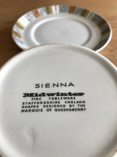 Vintage Retro Sienna Midwinter Sauce Boat & Saucer