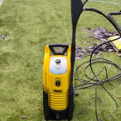 Rok electric pressure washer with spray gun and hose
