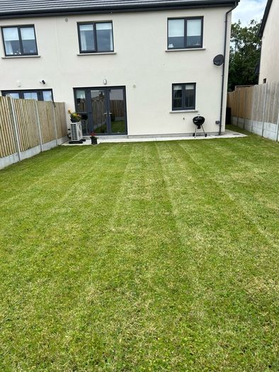 Grass Cutting & Garden Maintenance