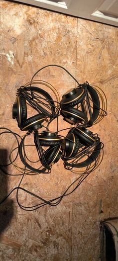 Akg K92