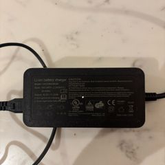 Fiido original d3 pro charger (used for 3 weeks)