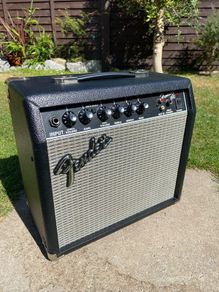 FENDER frontman 15g