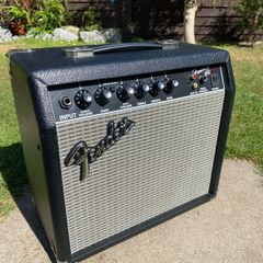 FENDER frontman 15g