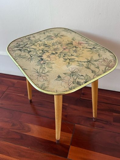 Vintage retro lamp/side table