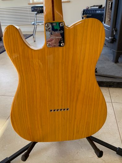 Fender 52 Telecaster American Vintage Reissue Limited Edition FSR. Albert Lee signature on back of headstock.