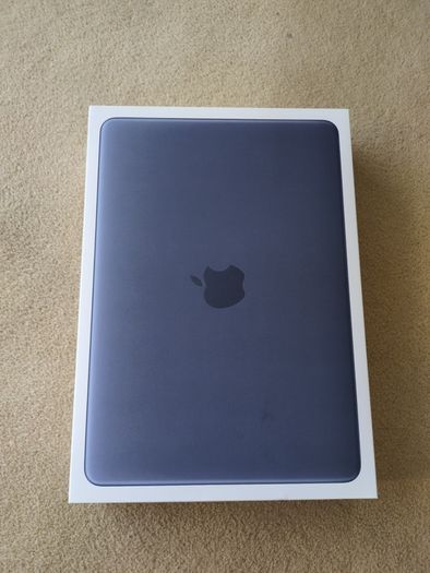 Box Only 2026 Macbook Neo 256GB Apple