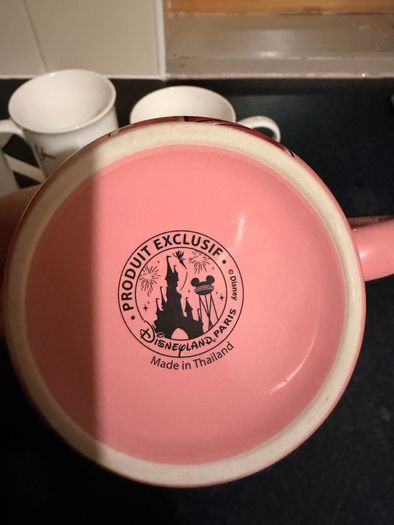 mugs