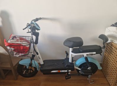 E scooter moped 25km speed