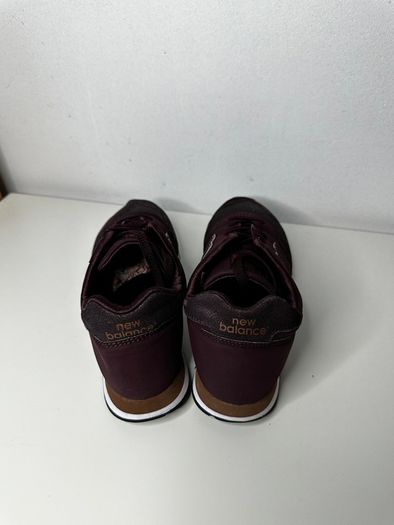 New balance 373