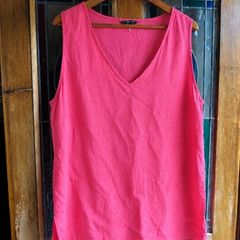 F&F pink sleeveless V-neck tank top.
