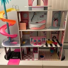 L.O.L Dolls House