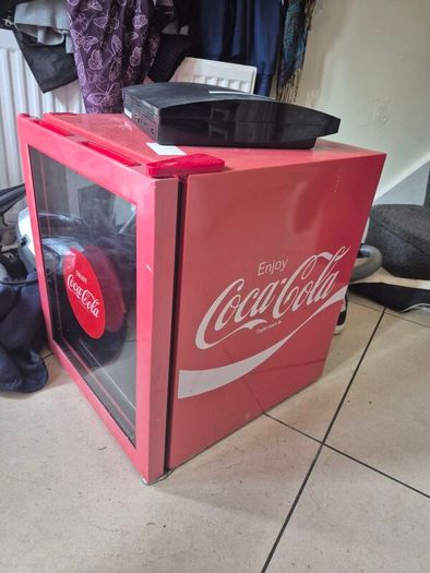 Coca Coladrinks fridge