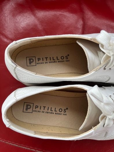 Ladies PITILLOS Winter white / cream wedged SOFT LEATHER Shoes boots Size 39 Uk 6. High Quality.  In really super condition