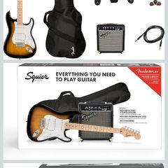 Squire front man 10G with bag amp in box like new
